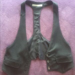 Zara’s vest brand new size S